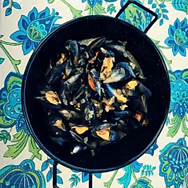 mejillones a la cerveza negra