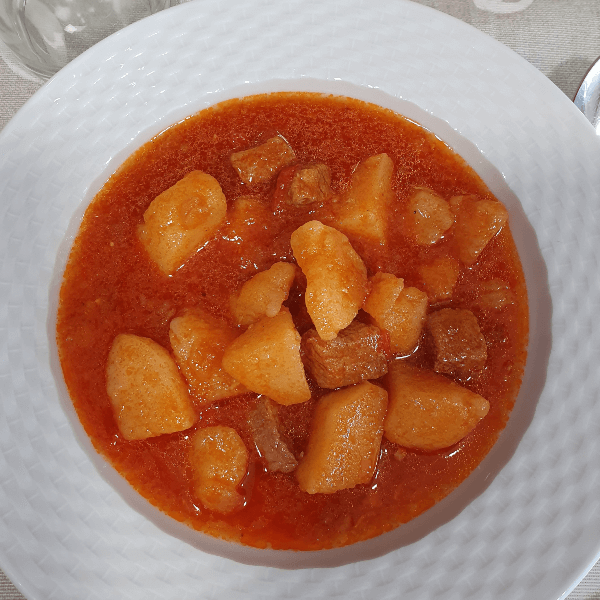 Cazuela de patatas con cerdo ibérico