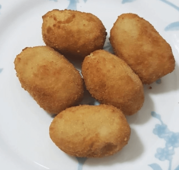 Croquetas de salchichón de Málaga