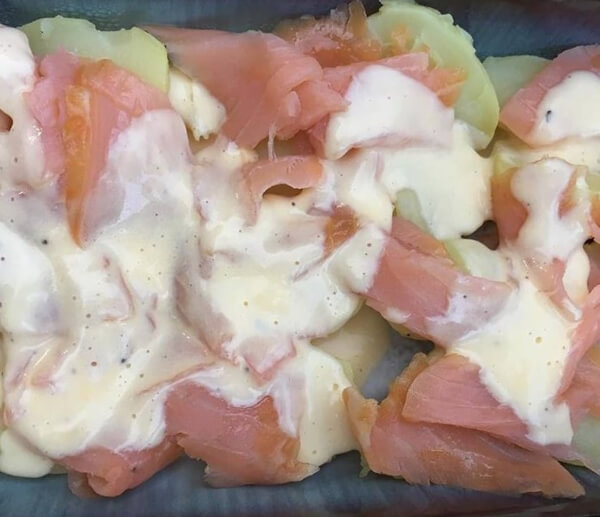 Patatas con salmón imagen destacada