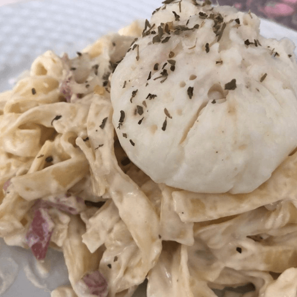 Tgliatelle a la carbonara imagen destacada
