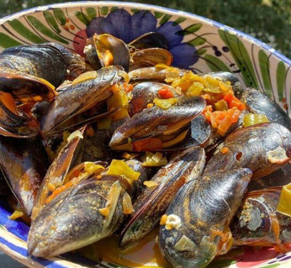 Mejillones en salsa española