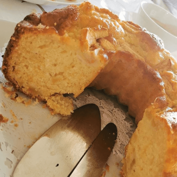 Bizcocho de manzana imagen destacada