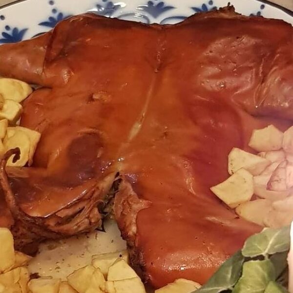 Cochinillo al horno imagen destacada