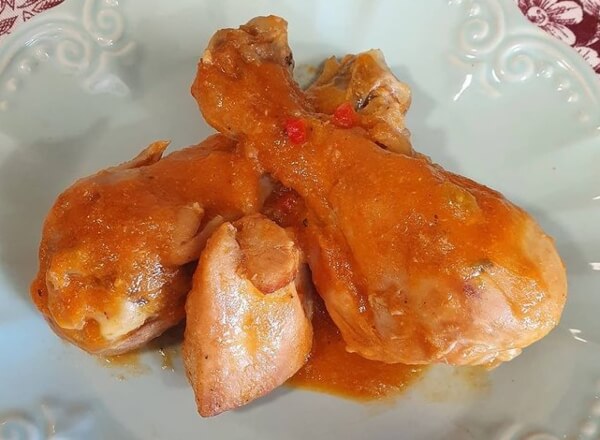 Pollo a la chilindrona